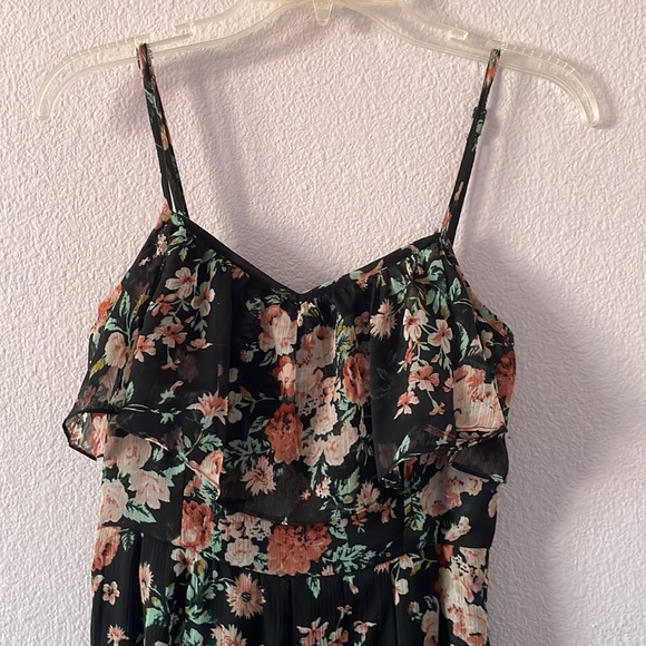 Multicolored Anthropologie Pins And Needles jumpsuit - Picture 6 of 14